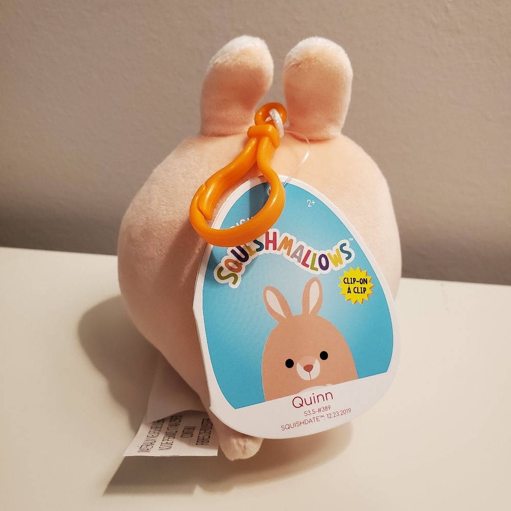 Squishmallows, Quinn the Kangaroo, 3.5 clip-on - Picture 3 of 12